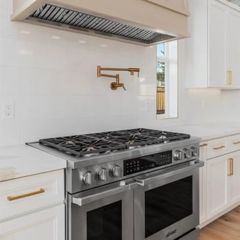Cabinet Outlet - Custom Hood Built and finished in a warm color. - Cabinetry Near Me - Santa Rosa, California