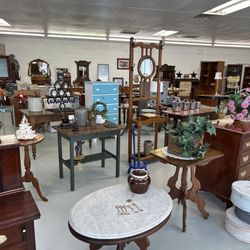 Mundy Point Antiques & Collectibles