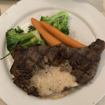 Prime Steakhouse at Harris Ranch - 14oz Ribeye with vegetables - Steakhouses Near Me - Coalinga, California