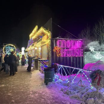 Bentleyville - Free cookie and hot chocolate! Delicious and the hot chocolate is the perfect temp for kids and adults to drink! - Tours Near Me - Duluth, Minnesota