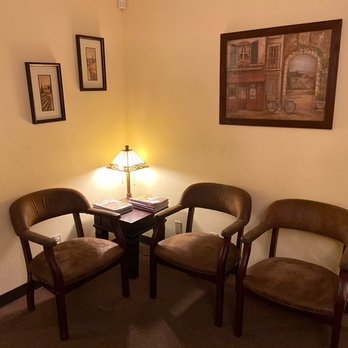 Morris Institute - Waiting area - Weight Loss Centers Near Me - Riverside, California