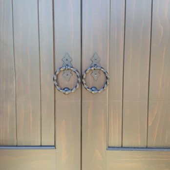 ADS Garage Doors and Gates Repair - Garage Door Services Near Me - San Diego, California ADS Garage Doors and Gates Repair - Garage Door Services Near Me - San Diego, California