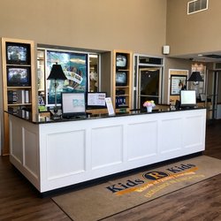 Kids R Kids of Matthews - The front desk in our lobby - Be prepared to be greeted by a member of our team each time you enter the building.