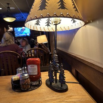 Timber Creek Grill - Table decor - American Near Me - O'fallon, Missouri
