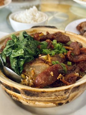 East Wall Chinese Cuisine by null