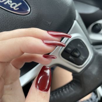 Elle Nails Spa - Nail Salons Near Me - Los Angeles, California