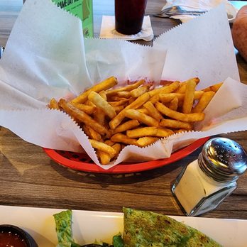 Busky's Chill & Grill - A whole bunch of tasty fries! - New American Near Me - Chesapeake, Virginia Busky's Chill & Grill - A whole bunch of tasty fries! - New American Near Me - Chesapeake, Virginia