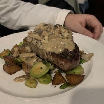 Cala Luna - Filet mignon - Italian Near Me - Mineola, New York