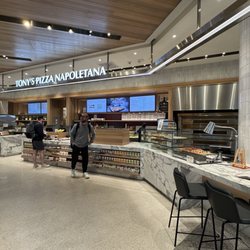 Tony’s Pizza Napoletana - Tony's Pizza Napoletana SFO: Either scan the selections in the case RHS, or get in line to order. Plenty of seating.