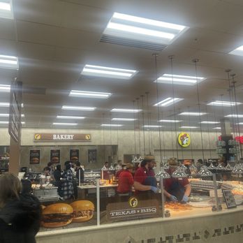 Buc-ee's - Inside - Gas Stations Near Me - Calhoun, Georgia