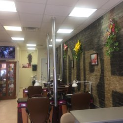 Flyer Nail & Spa