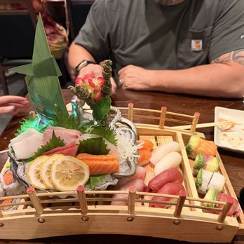 Miyabi Sushi Bar Steakhouse - Love boat for two (on a bridge lol) - Japanese Near Me - Arnold, Missouri