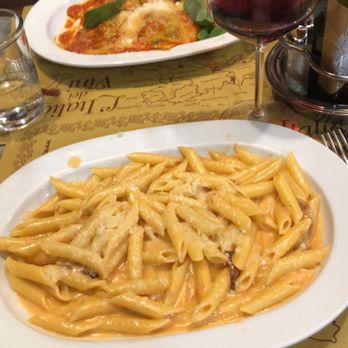 Navona Notte - penne vodka - Italian Near Me - Rome, RM Navona Notte - penne vodka - Italian Near Me - Rome, RM