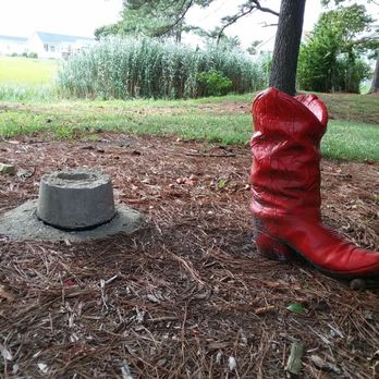 Northside Park - Memorial site at the park behind the Little Library - Parks Near Me - Ocean City, Maryland Northside Park - Memorial site at the park behind the Little Library - Parks Near Me - Ocean City, Maryland