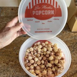 Bar Harbor Popcorn - Blueberry tub of popcorn!!