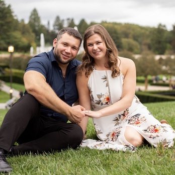 Casey's Photography - Longwood Gardens Engagement shoot - Session Photography Near Me