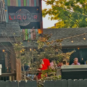 The Treehouse - Outside Bar Patio - New American Near Me - Nashville, Tennessee