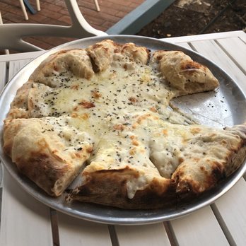 Kai Eats + Drinks - White and blue pizza - Tacos Near Me - Kailua-Kona, Hawaii Kai Eats + Drinks - White and blue pizza - Tacos Near Me - Kailua-Kona, Hawaii
