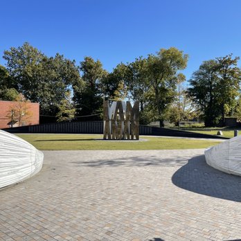 A Tour of Possibilities - I Am Man Plaza - Bus Tours Near Me - Memphis, Tennessee