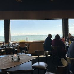 Bobby Mac's Bayside Tavern & Grill - Nice views.