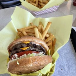 Double Cheeseburger basket