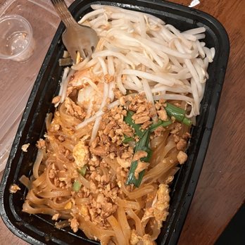 Luck Gai Cafe - Pad Thai with shrimp - Chicken Shop Near Me - Anaheim, California