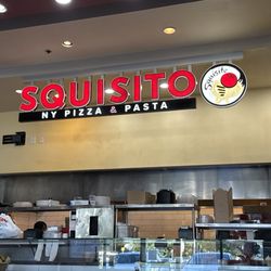 Squisito Pizza and Pasta - Inside