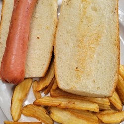 Bayside Cafe - Kids hotdog