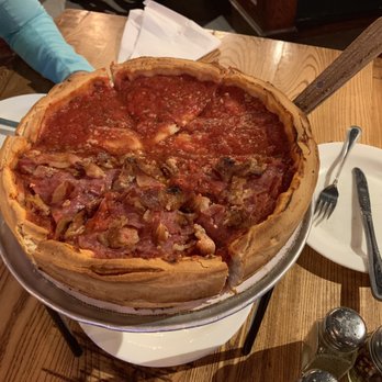 Giordano's - Pizza Near Me - Chicago, Illinois Giordano's - Pizza Near Me - Chicago, Illinois