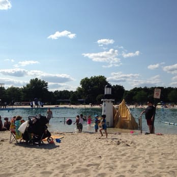 Memorial Pool - Kids section and separate deep water adult sections - Swimming Pools Near Me - Fair Lawn, New Jersey