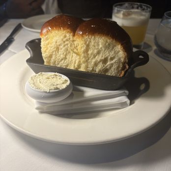 Ray's On the River - Butter Rolls were soft and delicious. - Seafood Near Me - Sandy Springs, Georgia Ray's On the River - Butter Rolls were soft and delicious. - Seafood Near Me - Sandy Springs, Georgia