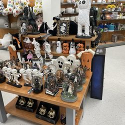 TJ Maxx - Halloween 2024