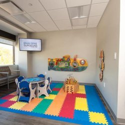 Brain and Spine Surgeons of New York - Pediatric Neurosurgery waiting room