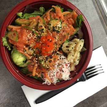 Wow Bento - Double salmon and spicy tuna with hot on top of brown rice and half salad - Japanese Near Me - Irvine, California Wow Bento - Double salmon and spicy tuna with hot on top of brown rice and half salad - Japanese Near Me - Irvine, California