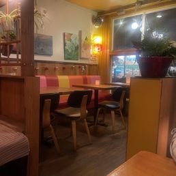 Super clean dining area