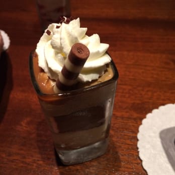 Seasons 52 - New American Near Me - Burlington, Massachusetts