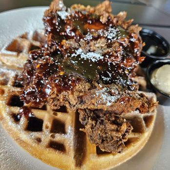 Ohio Brewing - Chicken and waffles - Breweries Near Me - Columbus, Ohio