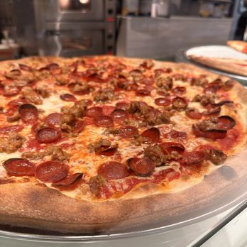 Papi Pasta and Pizza - Pepperoni & Sausage - Pizza Near Me - New York, New York Papi Pasta and Pizza - Pepperoni & Sausage - Pizza Near Me - New York, New York