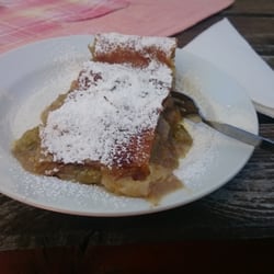 Restaurant-Cafe, Himmelwandhütte - Rhabarberstrudel