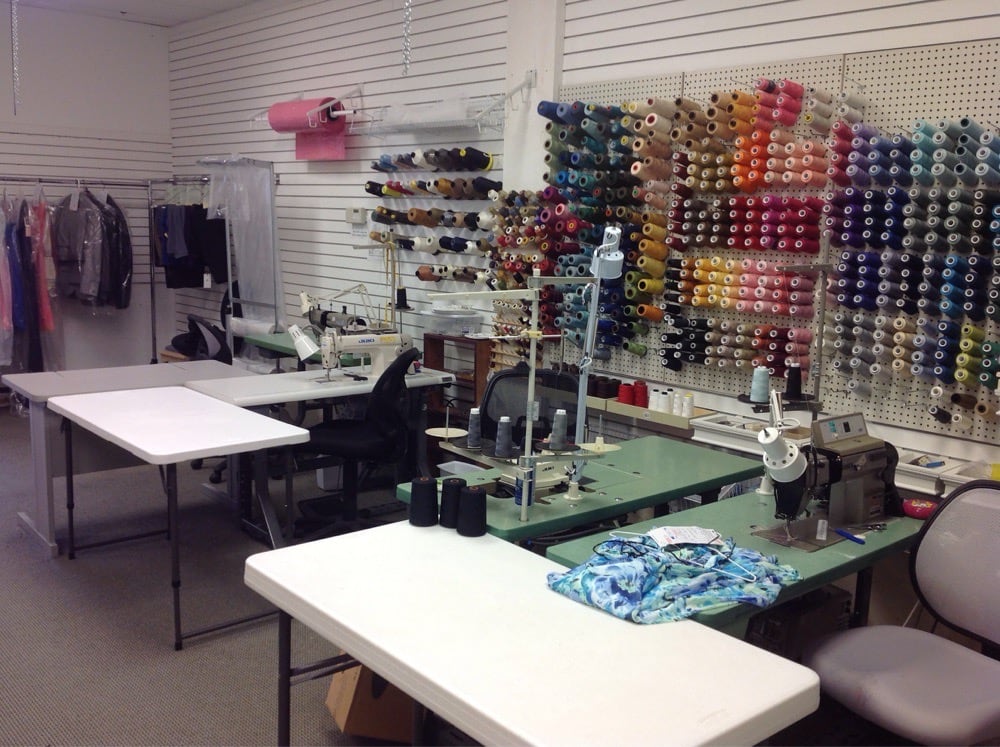 VIC’S ALTERATIONS EAGAN Updated September 2024 1960 Cliff Lake Rd