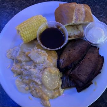 Shelly's Echo Inn - Brisket special - American Near Me - Damascus, Oregon