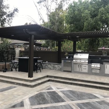 Gallery Landscape - Bbq area with Alumawood Pergola and Firemagic Appliances - Landscaping Near Me - Rancho Santa Margarita, California