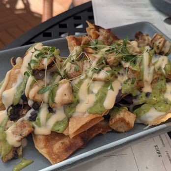 Costera Cocina Tulum - Chicago - Chicken nachos - Mexican Near Me - Chicago, Illinois Costera Cocina Tulum - Chicago - Chicken nachos - Mexican Near Me - Chicago, Illinois