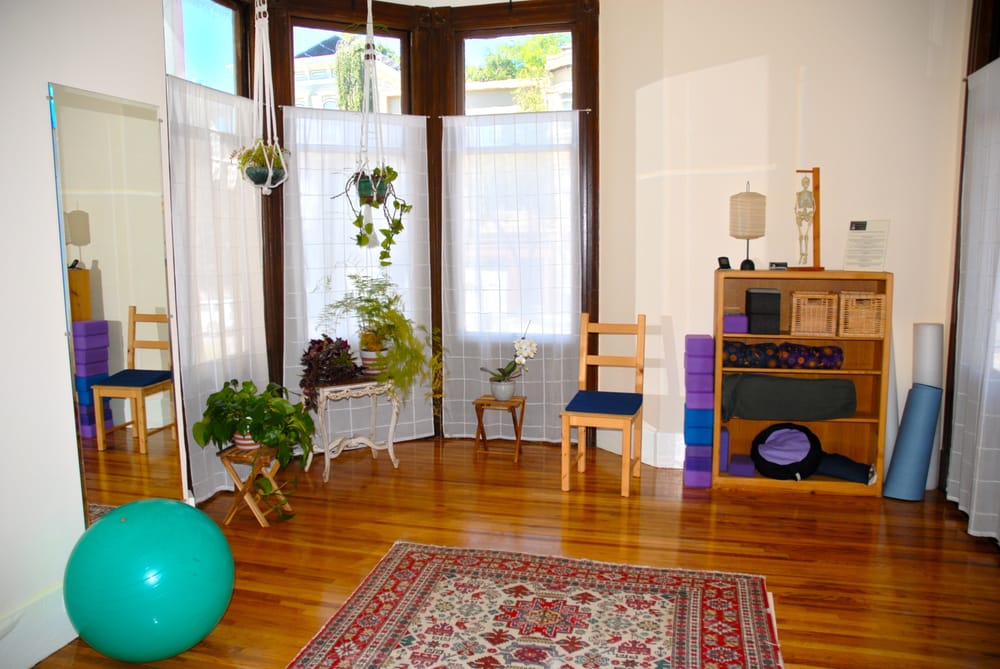 Body Project - Alexander Technique with Elyse Shafarman - grief counselor in San Francisco, CA