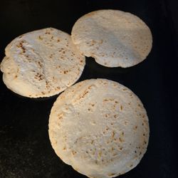 Cuatro Caminos - Tortillas echas a mano en el momento que los pide
