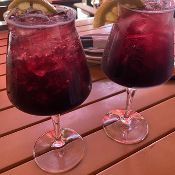 Stormcloud Brewing - The sangria - Brewpubs Near Me - Frankfort, Michigan