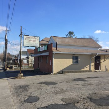 Johnnie's Tavern - Daylight exterior view from the RXR tracks. #UpCloseSavor XP - Burgers Near Me - Columbus, Ohio Johnnie's Tavern - Daylight exterior view from the RXR tracks. #UpCloseSavor XP - Burgers Near Me - Columbus, Ohio