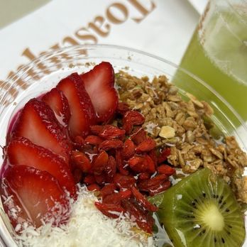 Toastique - Dragonberry bowl - Juice Bars & Smoothies Near Me - Tampa, Florida Toastique - Dragonberry bowl - Juice Bars & Smoothies Near Me - Tampa, Florida