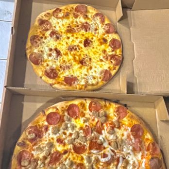Roma's Pizza - 3/14" pizzas w/chees & 2toppings on each for $40. - Pizza Near Me - Oceanside, California Roma's Pizza - 3/14" pizzas w/chees & 2toppings on each for $40. - Pizza Near Me - Oceanside, California