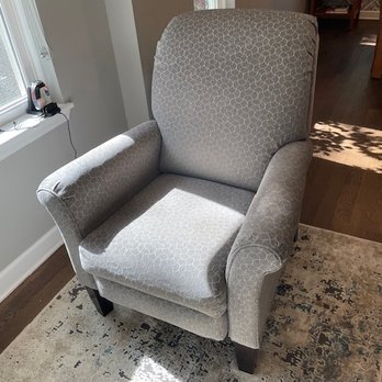 Amvets Pick Up Service - Silver gray manual reclining chairs (matching pair), like-new - Community Service/Non-Profit Near Me - Alsip, Illinois Amvets Pick Up Service - Silver gray manual reclining chairs (matching pair), like-new - Community Service/Non-Profit Near Me - Alsip, Illinois